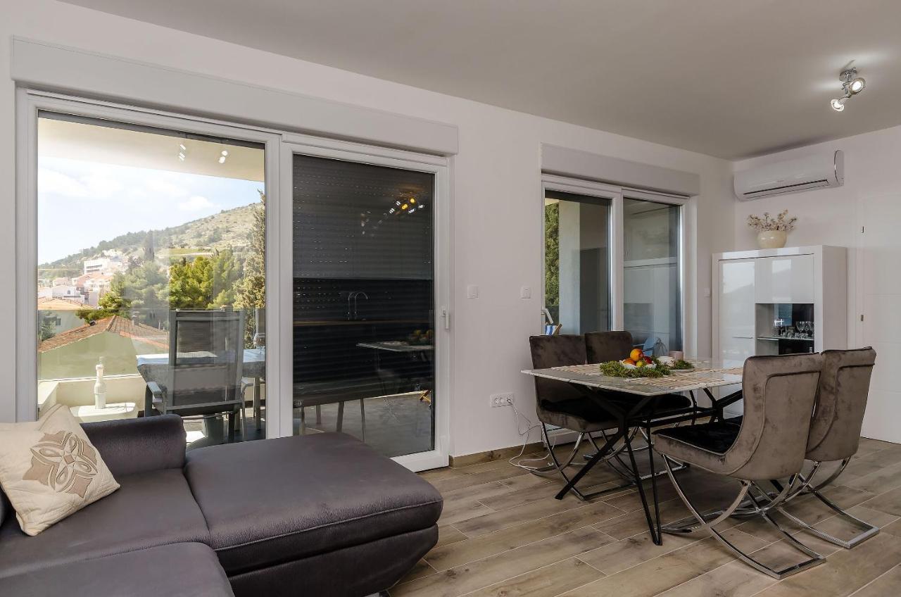 Apartment Pool Seget Trogir Exterior foto