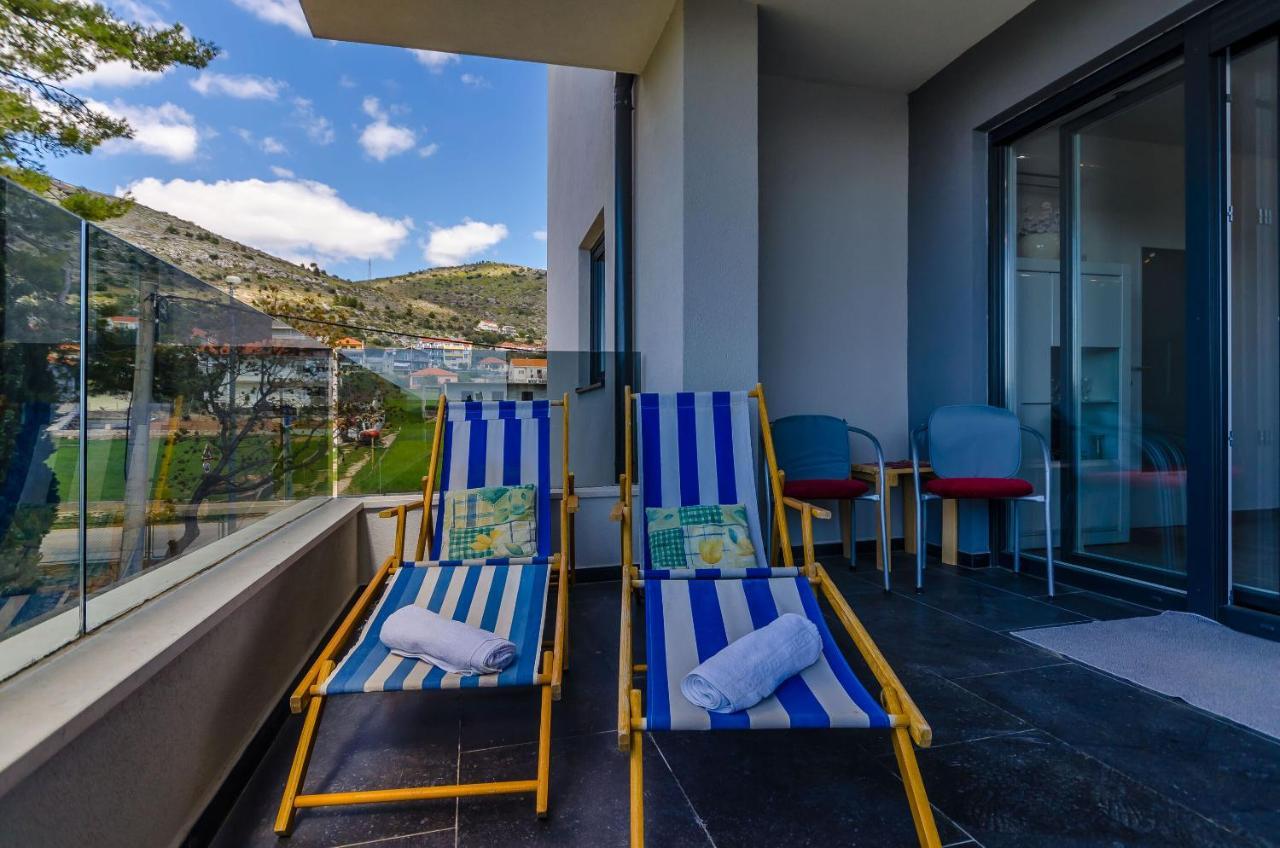 Apartment Pool Seget Trogir Exterior foto