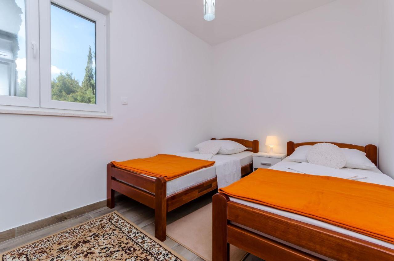 Apartment Pool Seget Trogir Exterior foto