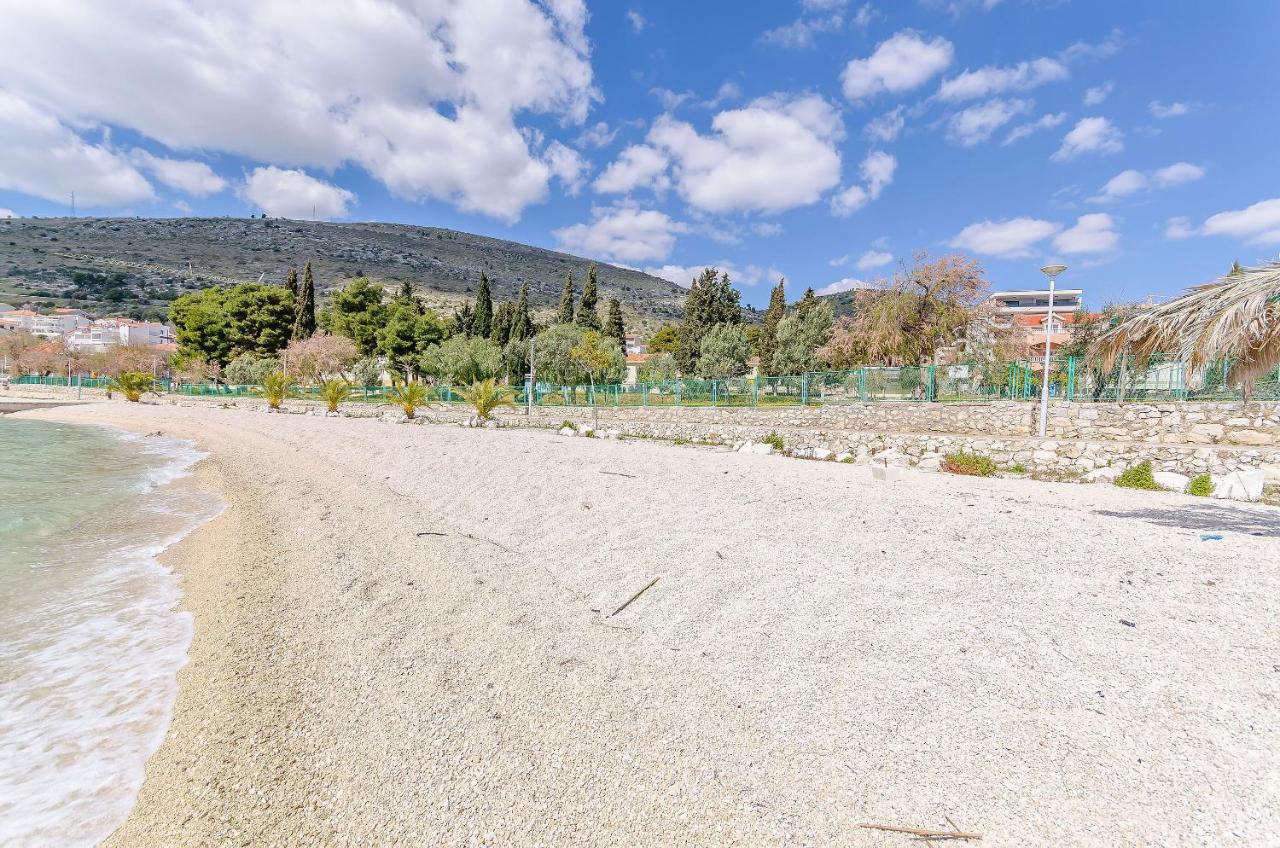 Apartment Pool Seget Trogir Exterior foto